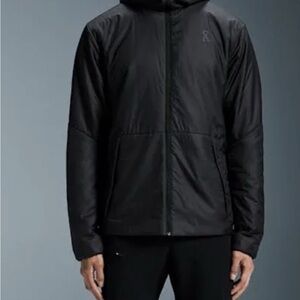 On Running Men's Performance Jacket in Black